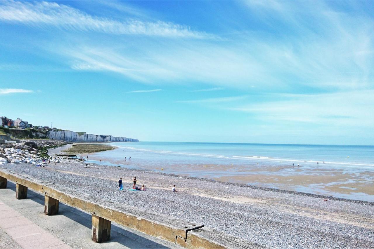 Appartement Rêves Salés avec vue mer imprenable à Ault Extérieur photo