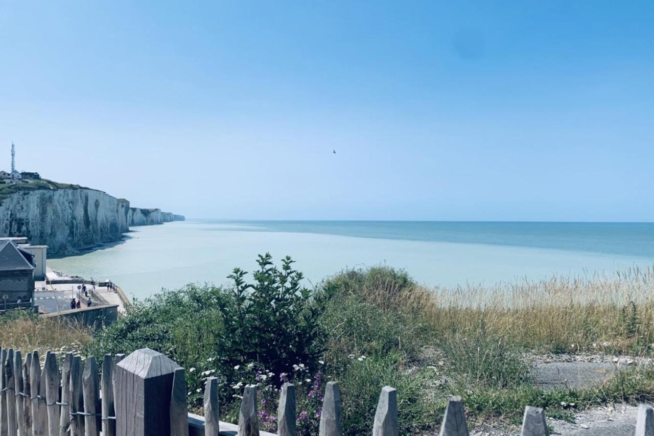 Appartement Rêves Salés avec vue mer imprenable à Ault Extérieur photo