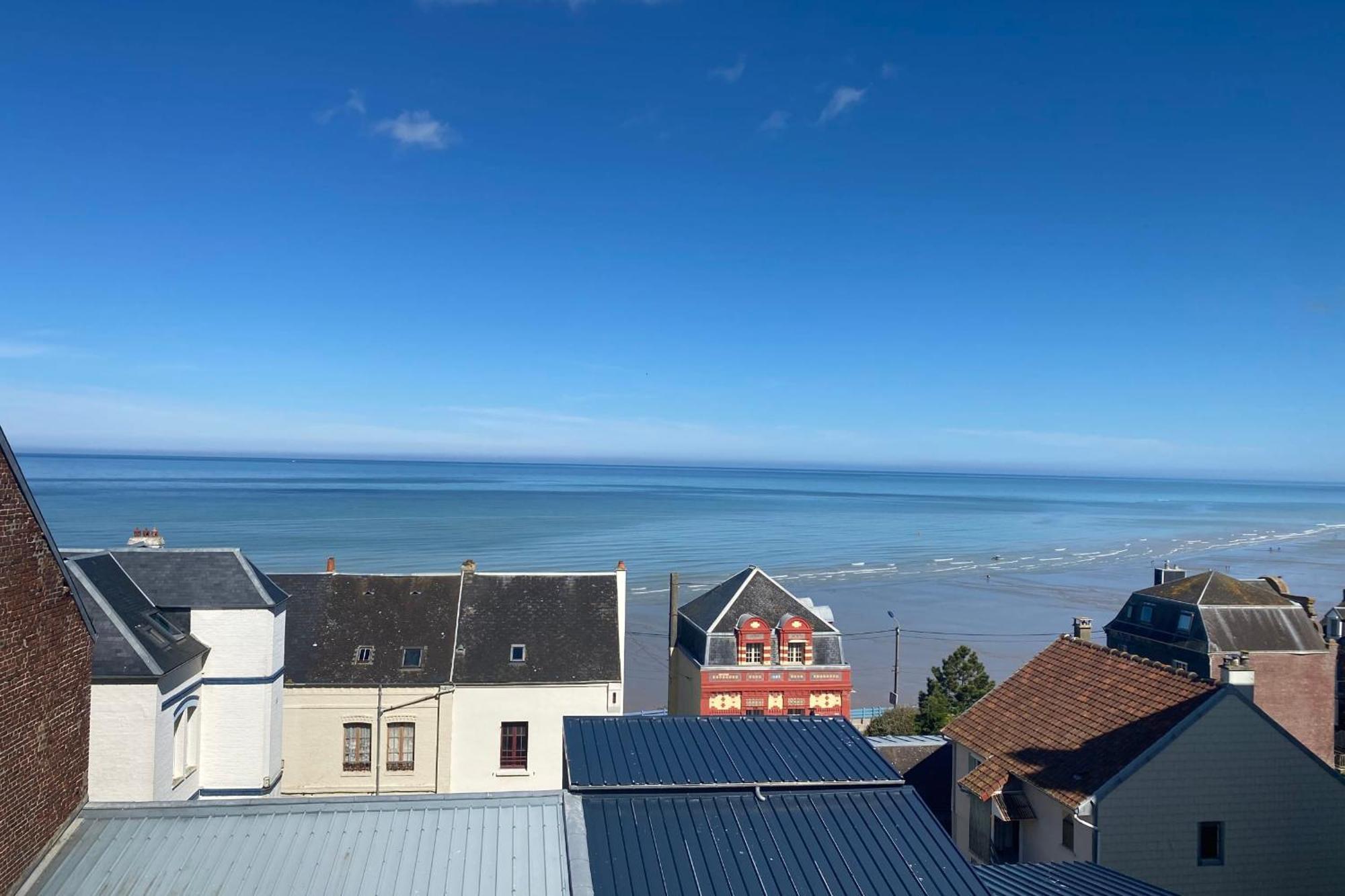 Appartement Rêves Salés avec vue mer imprenable à Ault Extérieur photo